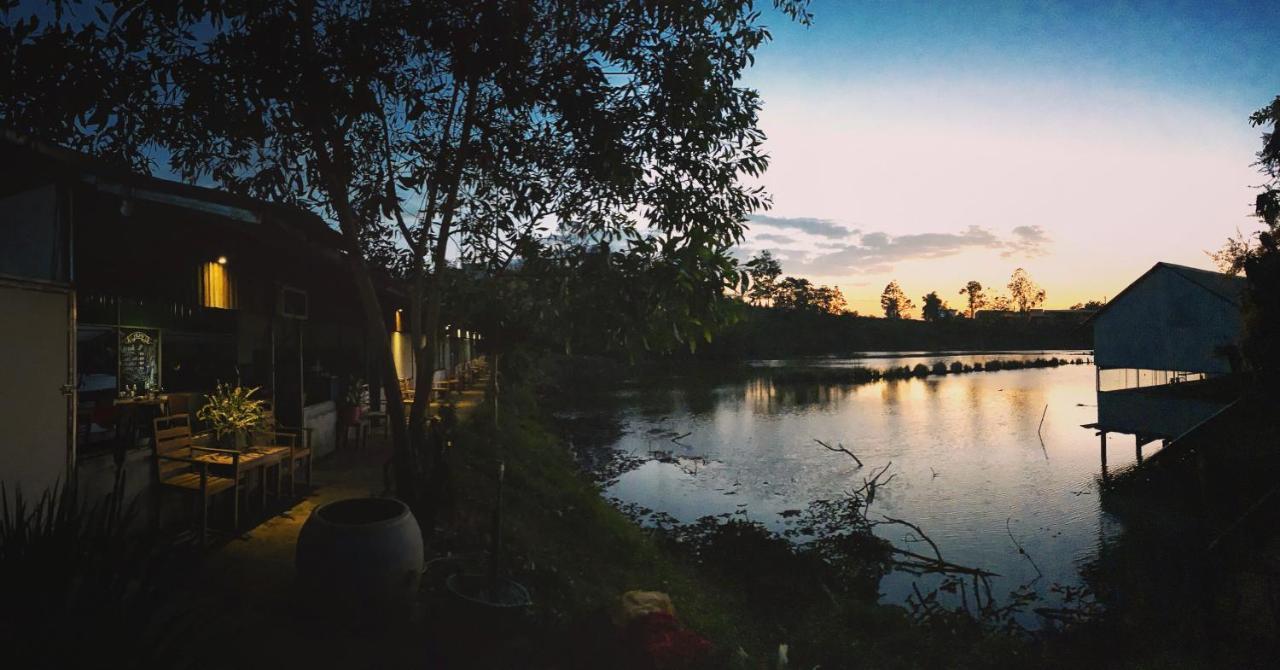Homestay Bien Rung Gia Nghĩa Екстериор снимка