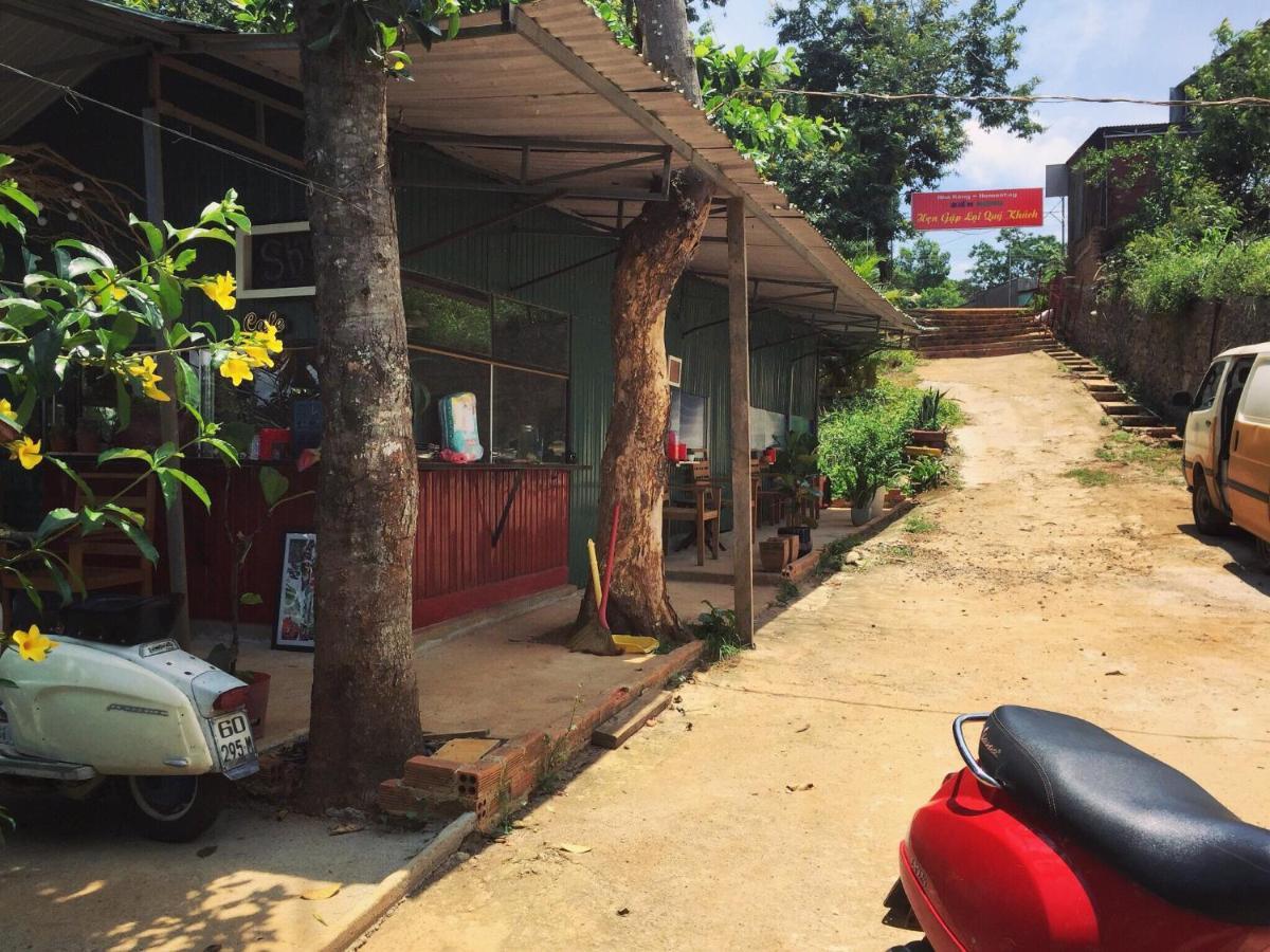 Homestay Bien Rung Gia Nghĩa Екстериор снимка