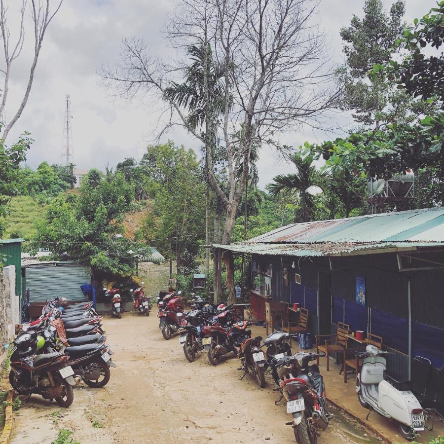 Homestay Bien Rung Gia Nghĩa Екстериор снимка